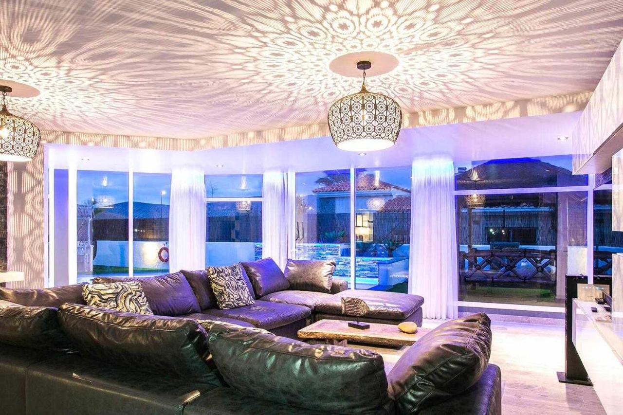 Villa Dreams Luxury *